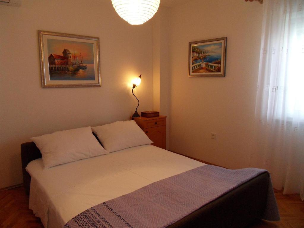 Apartments Varos Split Habitación foto